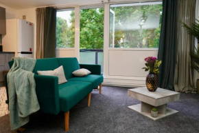 1BR Balcony Cityview Office WS98